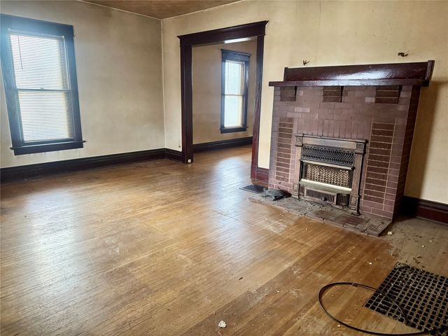 2506 LOVELAND Avenue, Millcreek, PA 16506