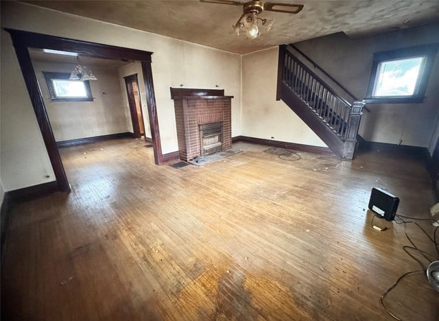 2506 LOVELAND Avenue, Millcreek, PA 16506