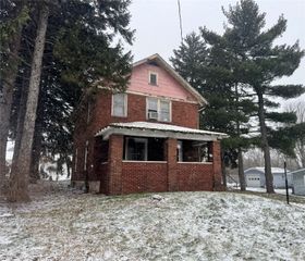 2506 LOVELAND Avenue, Millcreek, PA 16506