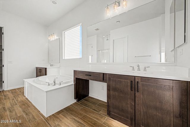 4746 S ORBIT Street, Mesa, AZ 85212
