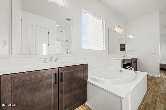 4746 S ORBIT Street, Mesa, AZ 85212