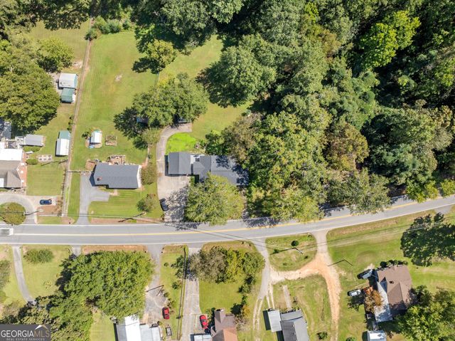 2003 W Currahee Street, Toccoa, GA 30577