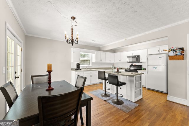 2003 W Currahee Street, Toccoa, GA 30577