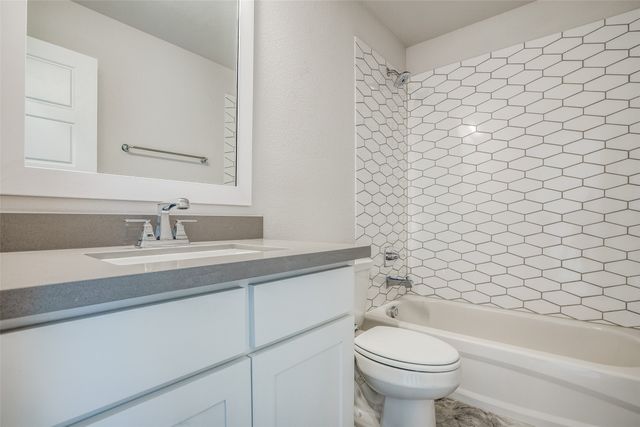 4944 Mckinney Hollow Drive, Mckinney, TX 75070