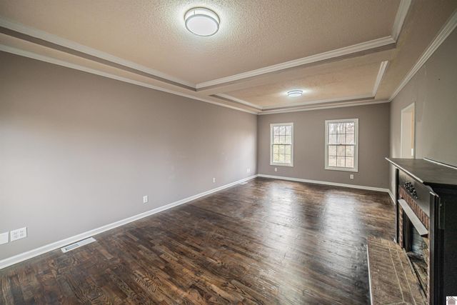 4010 Clinton Rd., Paducah, KY 42001