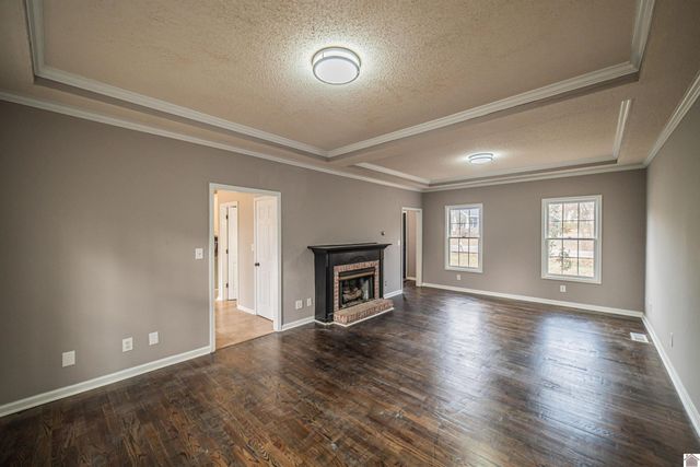 4010 Clinton Rd., Paducah, KY 42001