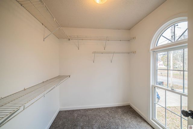 4010 Clinton Rd., Paducah, KY 42001