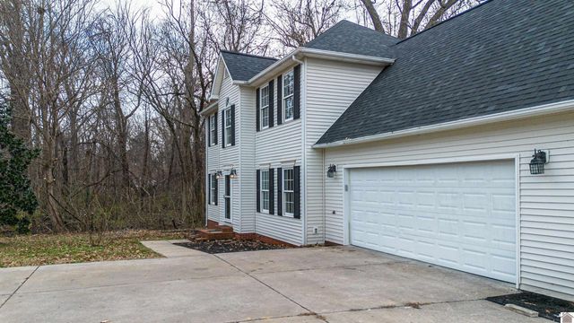 4010 Clinton Rd., Paducah, KY 42001