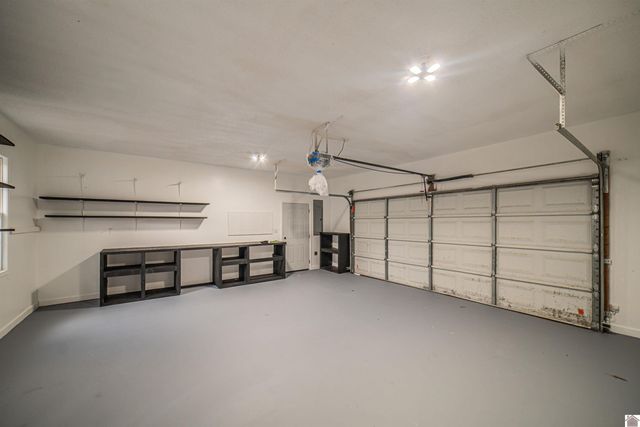 4010 Clinton Rd., Paducah, KY 42001