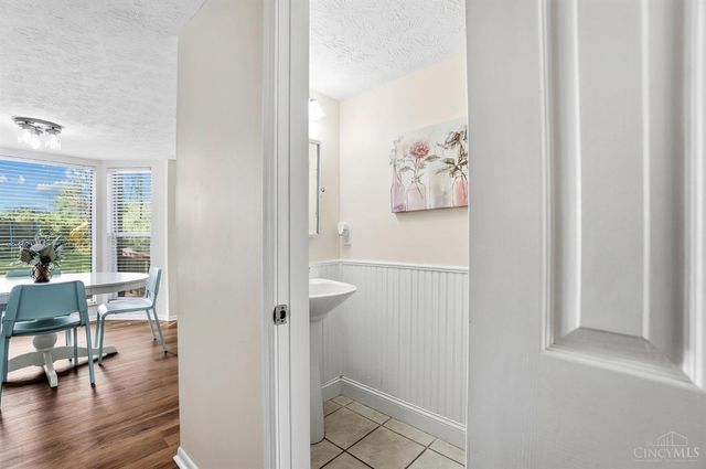 6831 Old Station Road, West Chester, OH 45069