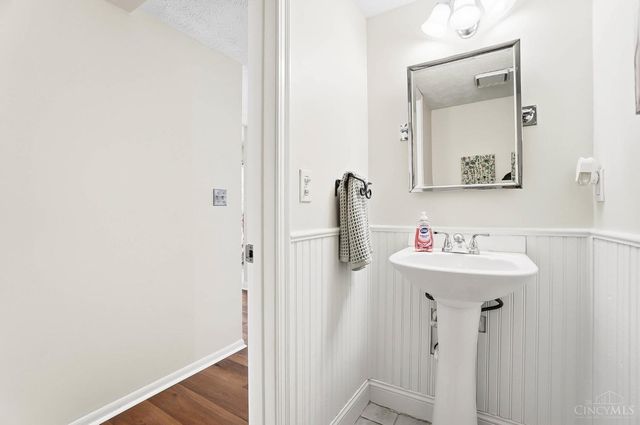 6831 Old Station Road, West Chester, OH 45069