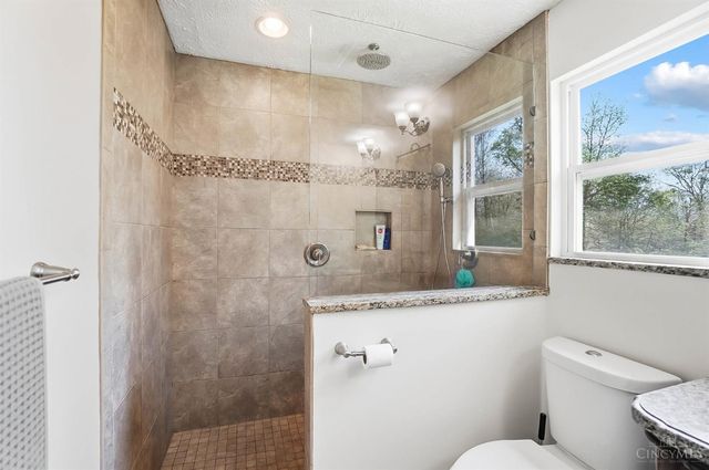 6831 Old Station Road, West Chester, OH 45069