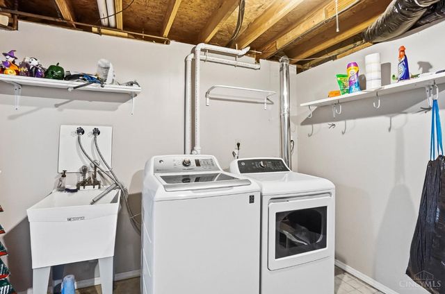 6831 Old Station Road, West Chester, OH 45069