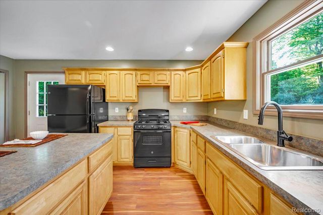 6250 Stine Road, Goodland Township, MI 48444
