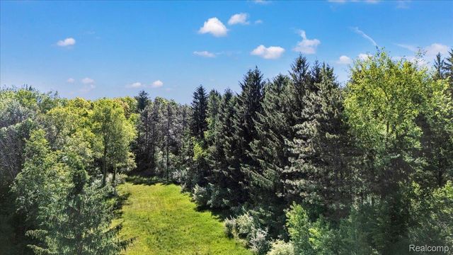 6250 Stine Road, Goodland Township, MI 48444