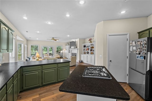 4890 Butterfield Coach Road, Springdale, AR 72764