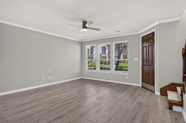 2536 Sarah Lane, Lewisville, TX 75056