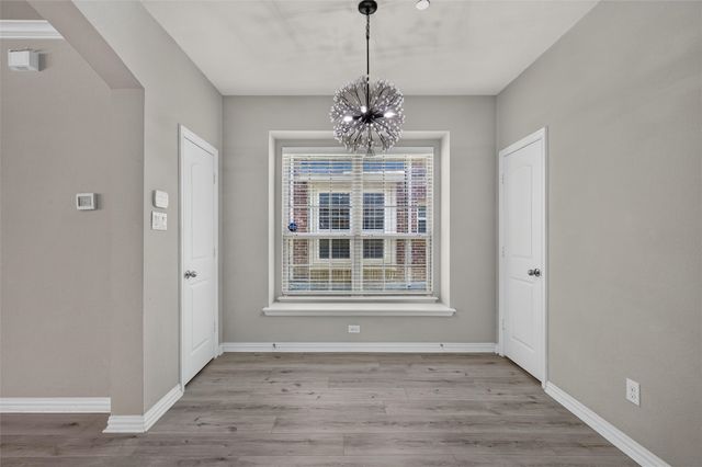2536 Sarah Lane, Lewisville, TX 75056