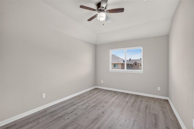 2536 Sarah Lane, Lewisville, TX 75056