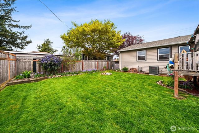 2232 Griffin Avenue, Enumclaw, WA 98022