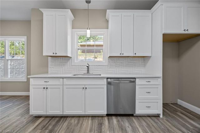 1875 Paragon Drive, Winston-salem, NC 27127