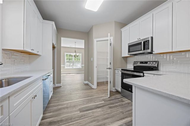 1875 Paragon Drive, Winston-salem, NC 27127