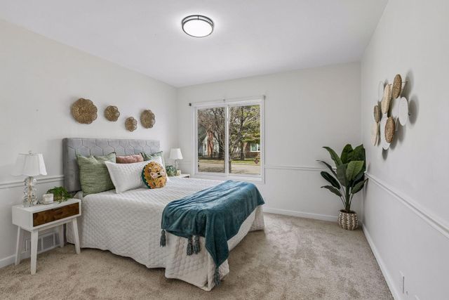 5301 Emerson Avenue N, Brooklyn Center, MN 55430