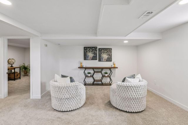 5301 Emerson Avenue N, Brooklyn Center, MN 55430