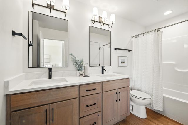 6252 85th Avenue S, Horace, ND 58047