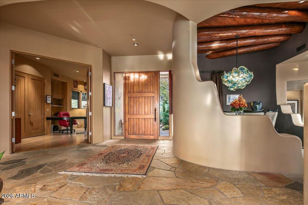 Image 10 of property listing at 40555 N 108TH Way, Scottsdale, AZ 85262