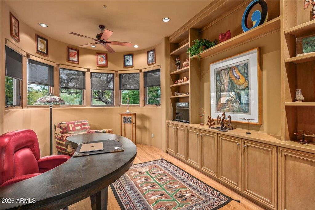 Image 34 of property listing at 40555 N 108TH Way, Scottsdale, AZ 85262