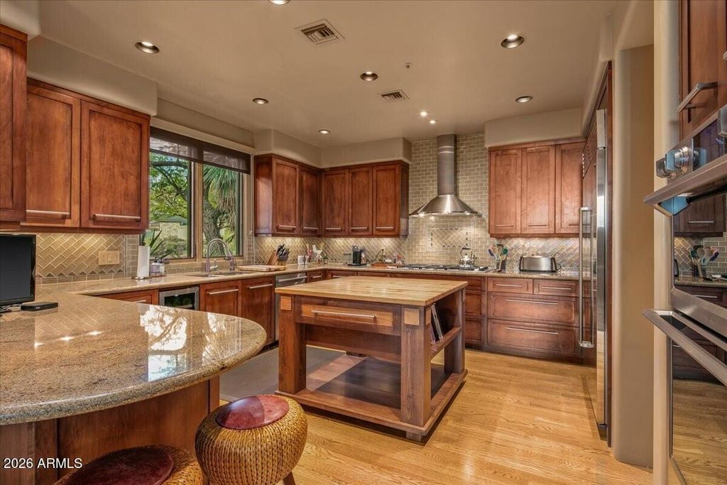 Image 4 of property listing at 40555 N 108TH Way, Scottsdale, AZ 85262