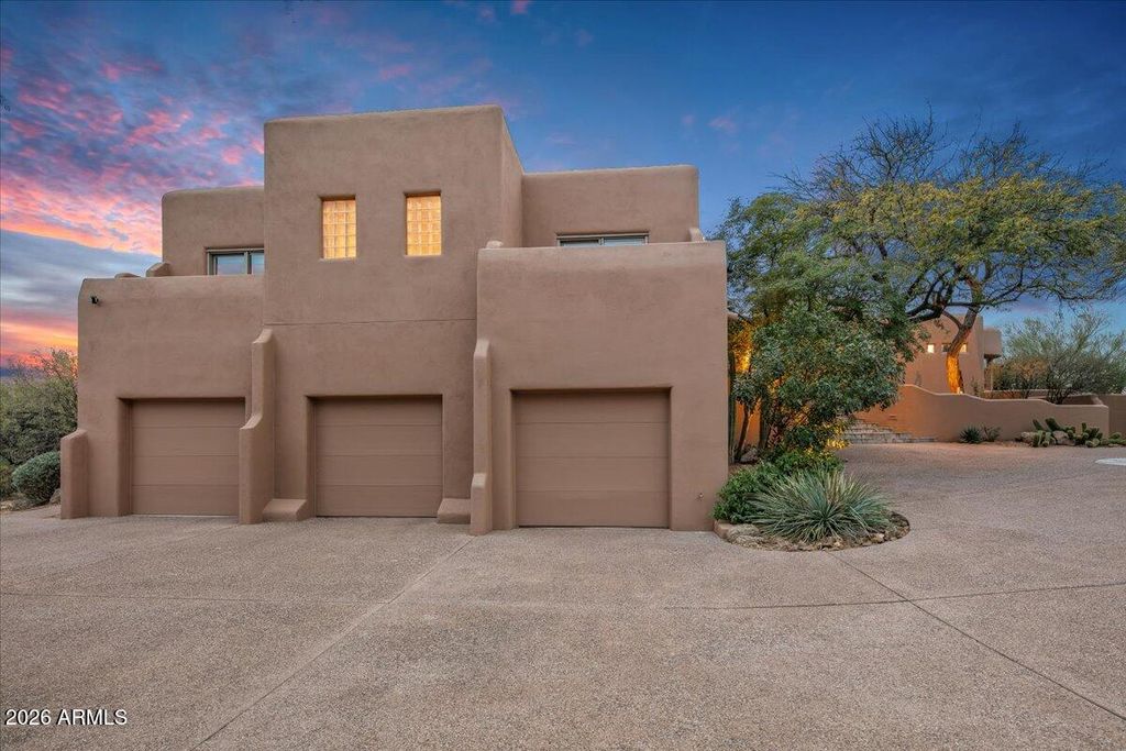 Image 58 of property listing at 40555 N 108TH Way, Scottsdale, AZ 85262