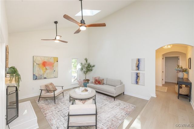3211 Fox Chase Dr, Midlothian, VA 23112