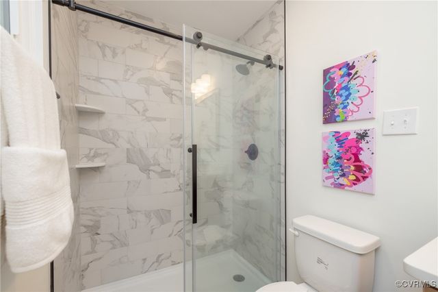 3211 Fox Chase Dr, Midlothian, VA 23112