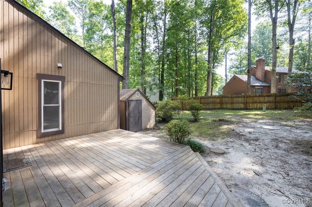 3211 Fox Chase Dr, Midlothian, VA 23112