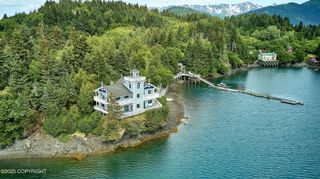 52045 Halibut Cove REM SW, Halibut Cove, AK 99603