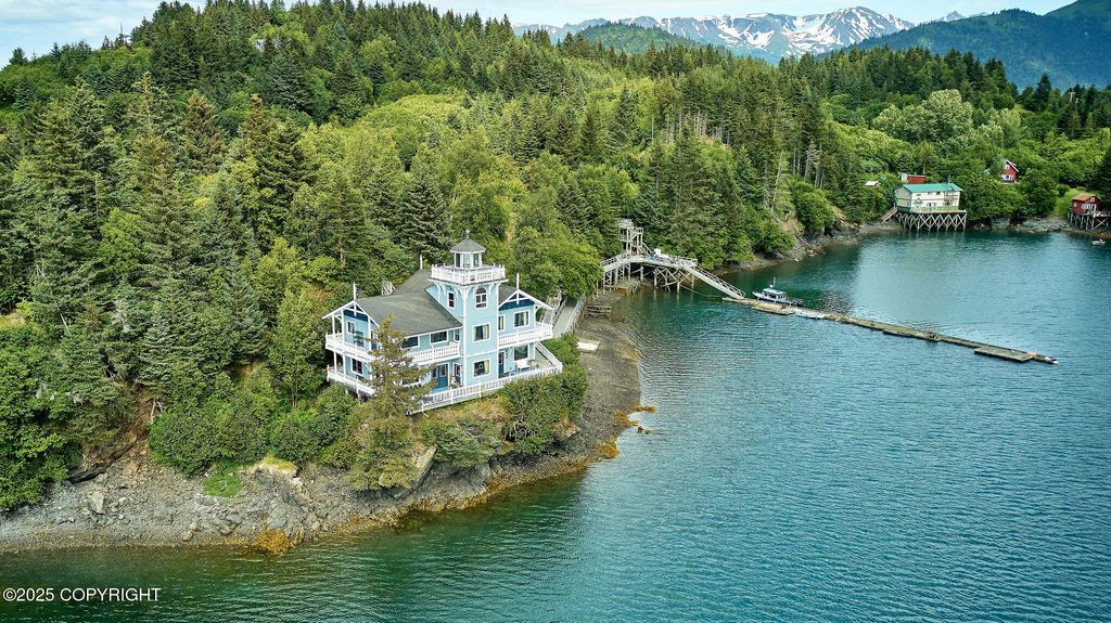 52045 Halibut Cove REM SW, Halibut Cove, AK 99603