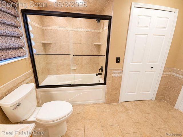 4656 Desert Bridge Court, Highland Charter Township, MI 48356