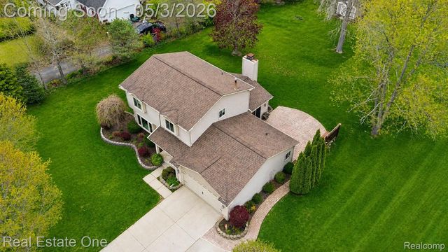 4656 Desert Bridge Court, Highland Charter Township, MI 48356