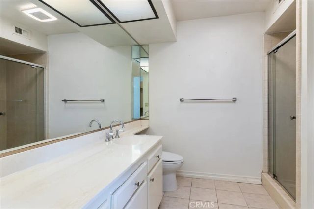 12416 Magnolia Boulevard 9, Valley Village, CA 91607