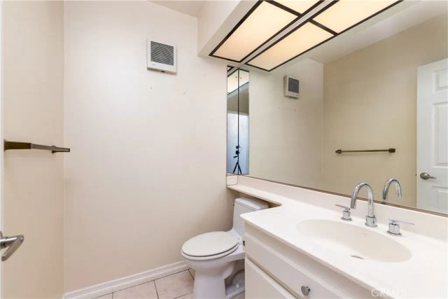 12416 Magnolia Boulevard 9, Valley Village, CA 91607