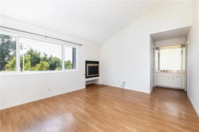 12416 Magnolia Boulevard 9, Valley Village, CA 91607