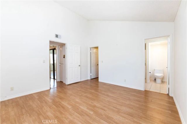 12416 Magnolia Boulevard 9, Valley Village, CA 91607