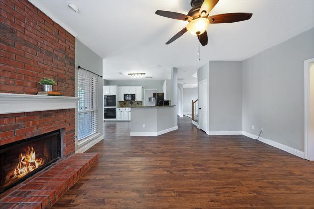 1803 Hunters Ridge Drive, Grapevine, TX 76051