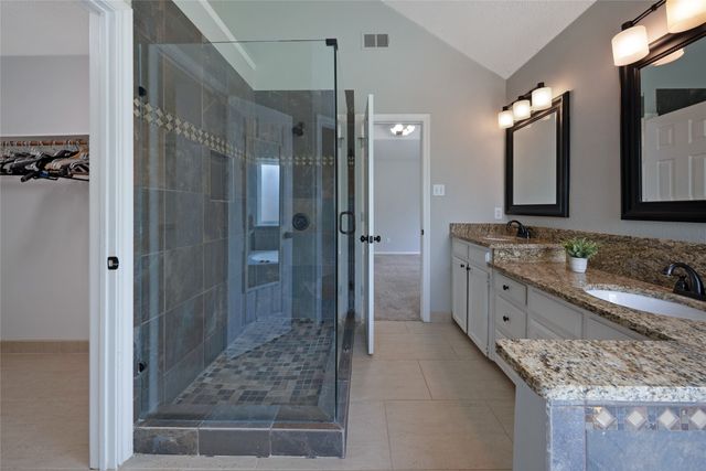 1803 Hunters Ridge Drive, Grapevine, TX 76051