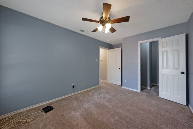 1803 Hunters Ridge Drive, Grapevine, TX 76051