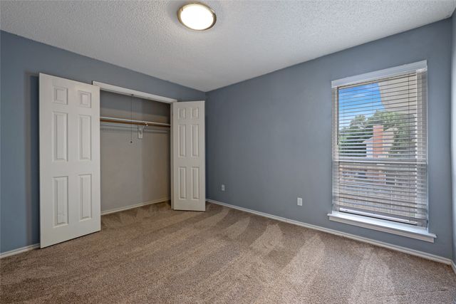 1803 Hunters Ridge Drive, Grapevine, TX 76051