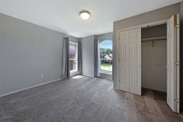 1803 Hunters Ridge Drive, Grapevine, TX 76051