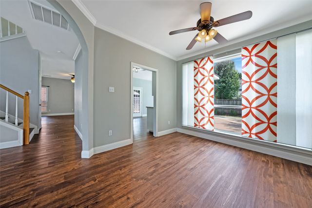 1803 Hunters Ridge Drive, Grapevine, TX 76051